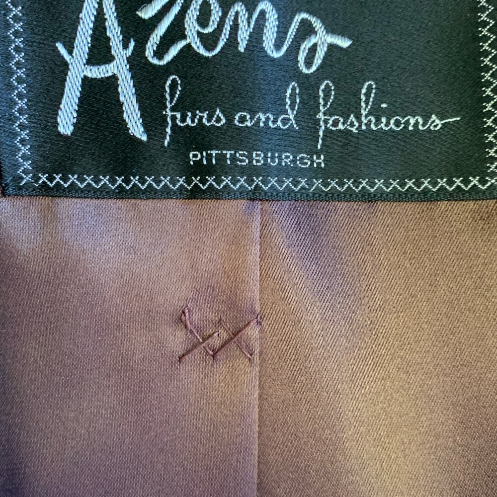 Azens of Philadelphia Faux Fur Coat - Picture 3 of 8
